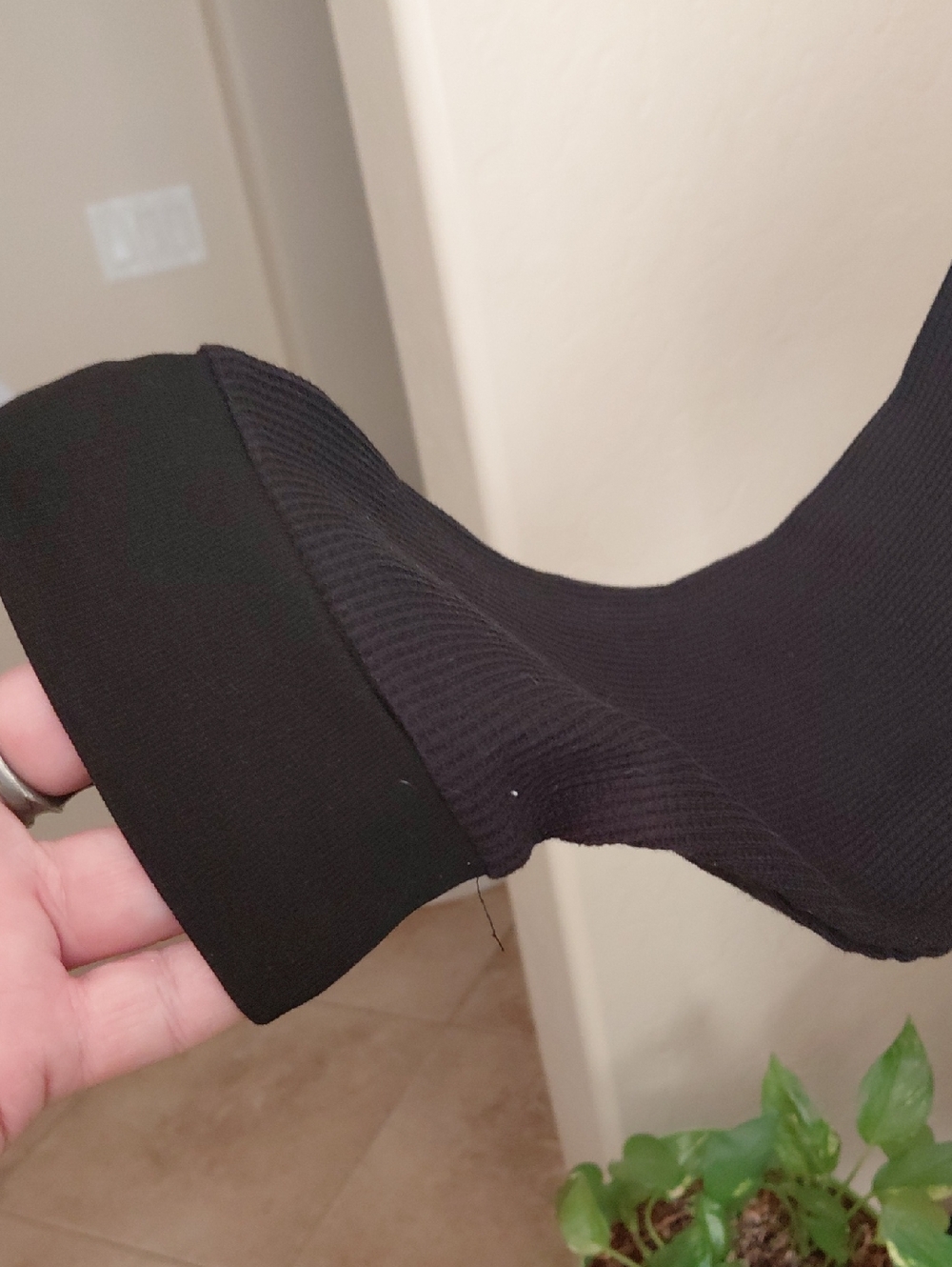 FOXBLOOD XXL BLACK LONG SLEEVE ROMPER SNAP CLOSURE IN FRONT - Picture 5 of 8